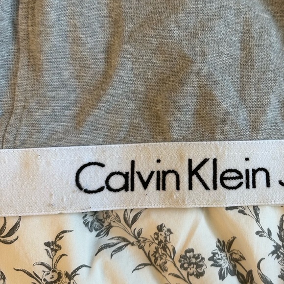 Calvin Klein Jeans Halter Neck Cropped Tank Top - Picture 5 of 5